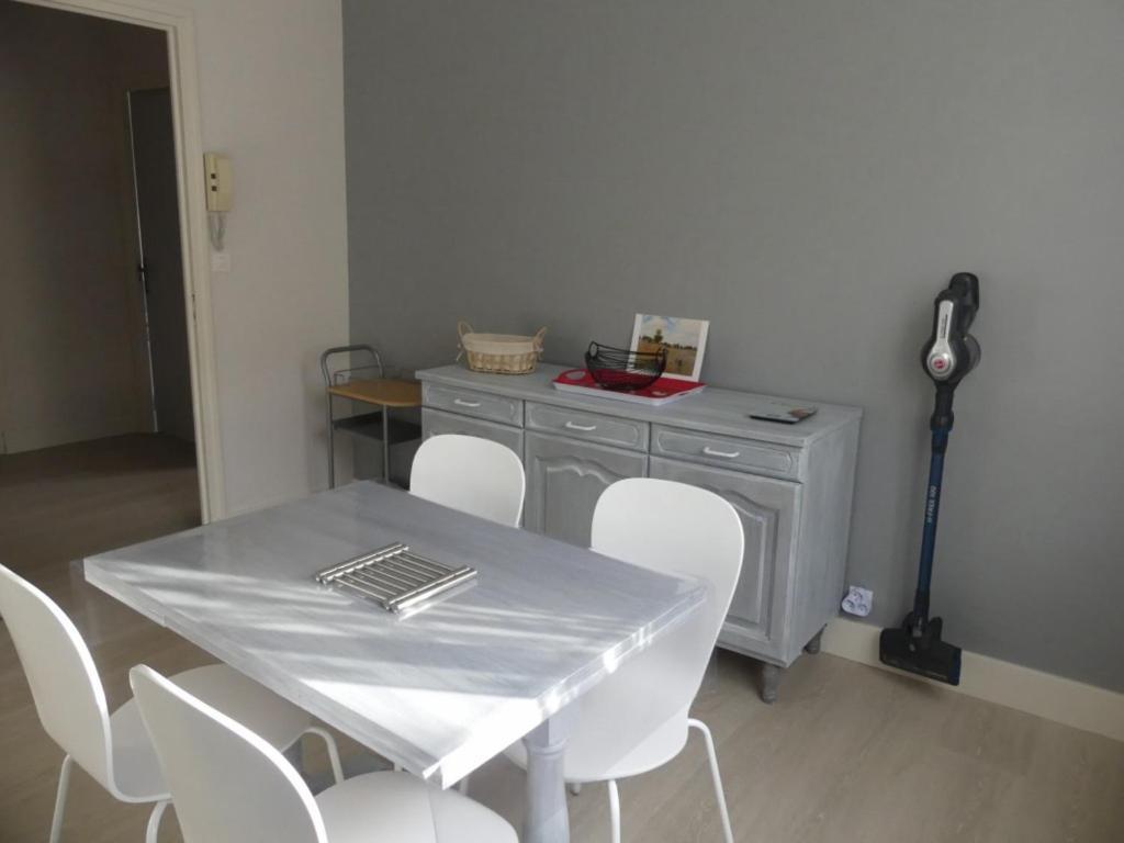 אמלי-לה-באינס-פללדה Bel Appartement Type F3 מראה חיצוני תמונה
